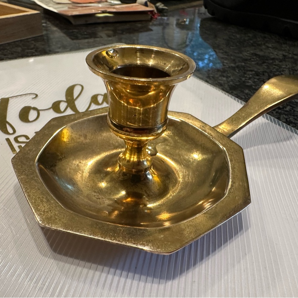 Single brass taper candlestick holder - Picture 4 of 6
